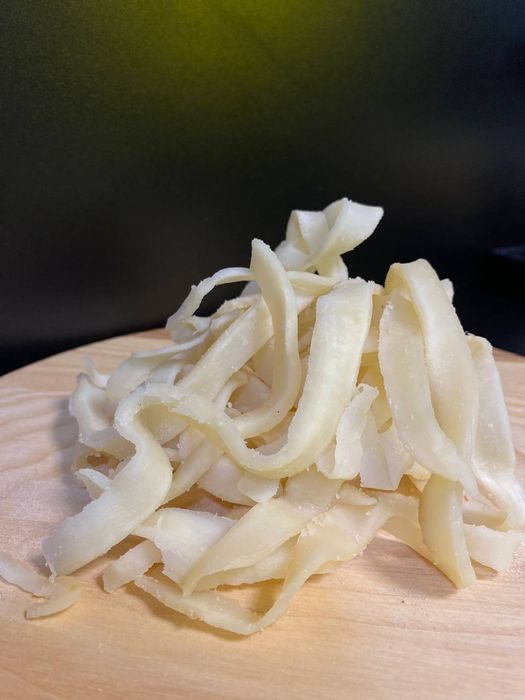 Рибні снеки, джерки, арахіс, фісташка