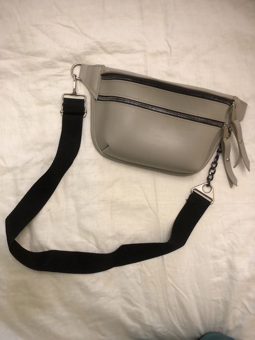 Поясная сумка укараїнського бренду