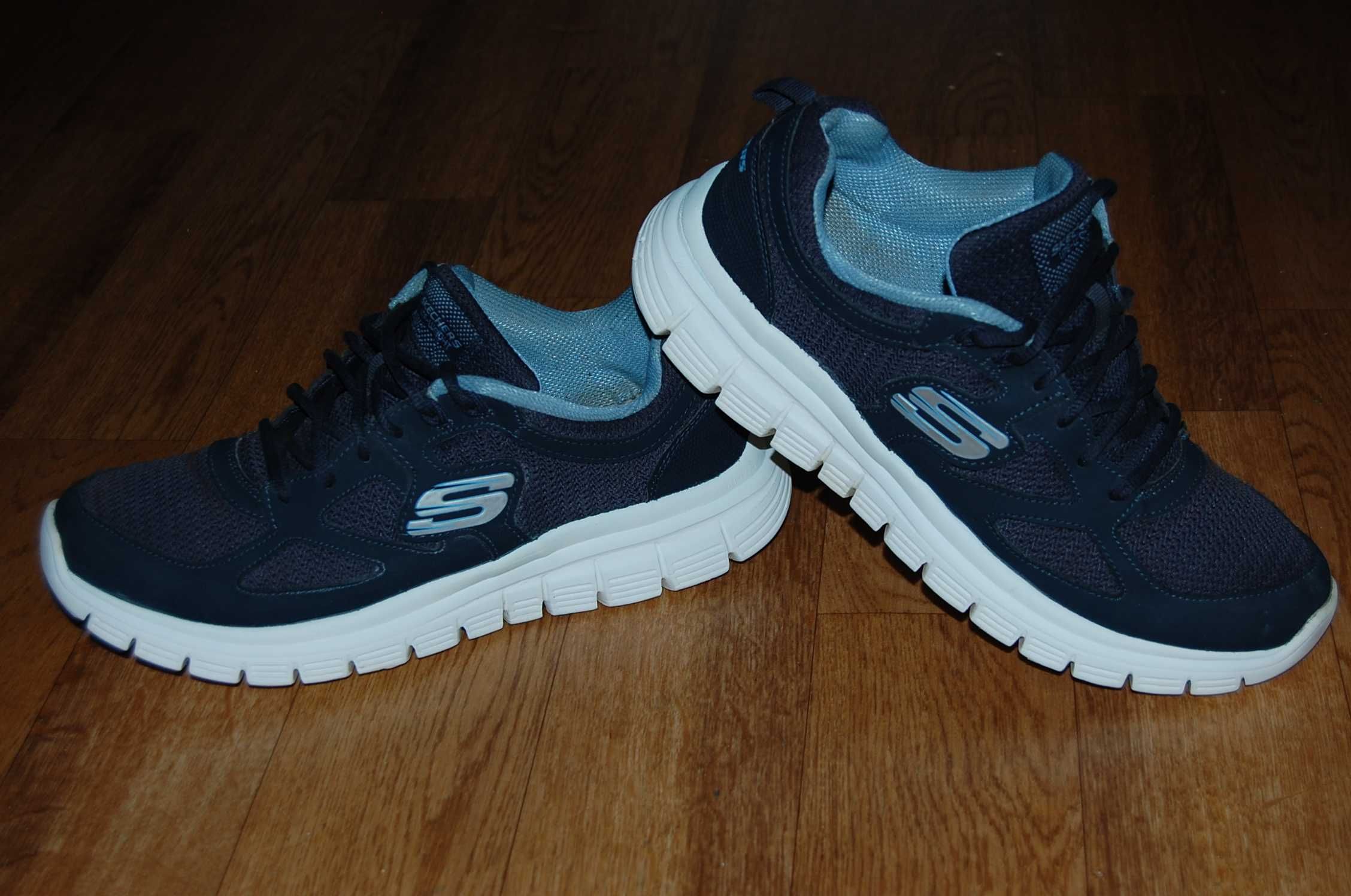 Кроссовки 43-44 р Adidas Boost Asics Nike Free Skechers