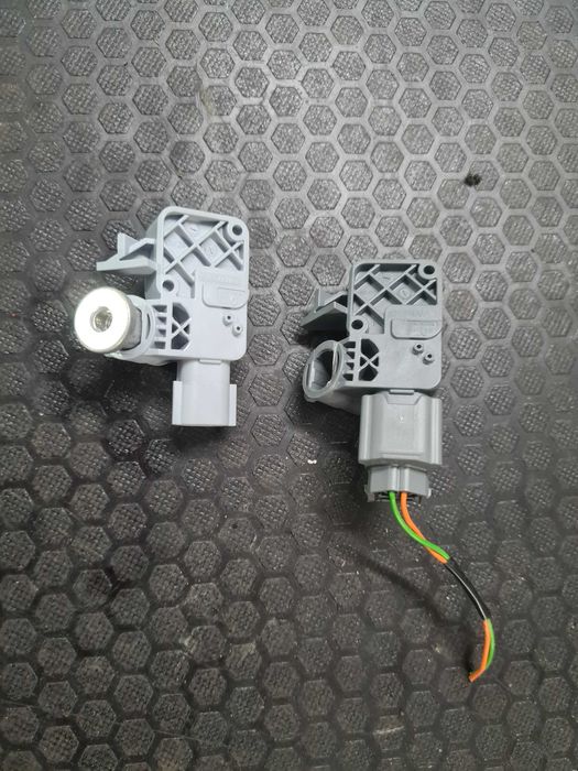 Renault Clio IV 1.6 RS czujnik uderzeniowy lewy prawy bok