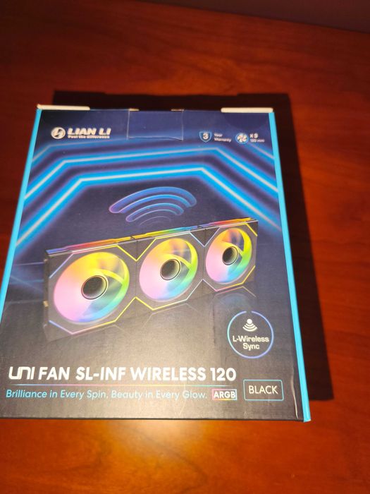 Lian Li UNI FAN SL120 Infinity Wireless RGB PWM Preto 120mm (Pack 3)