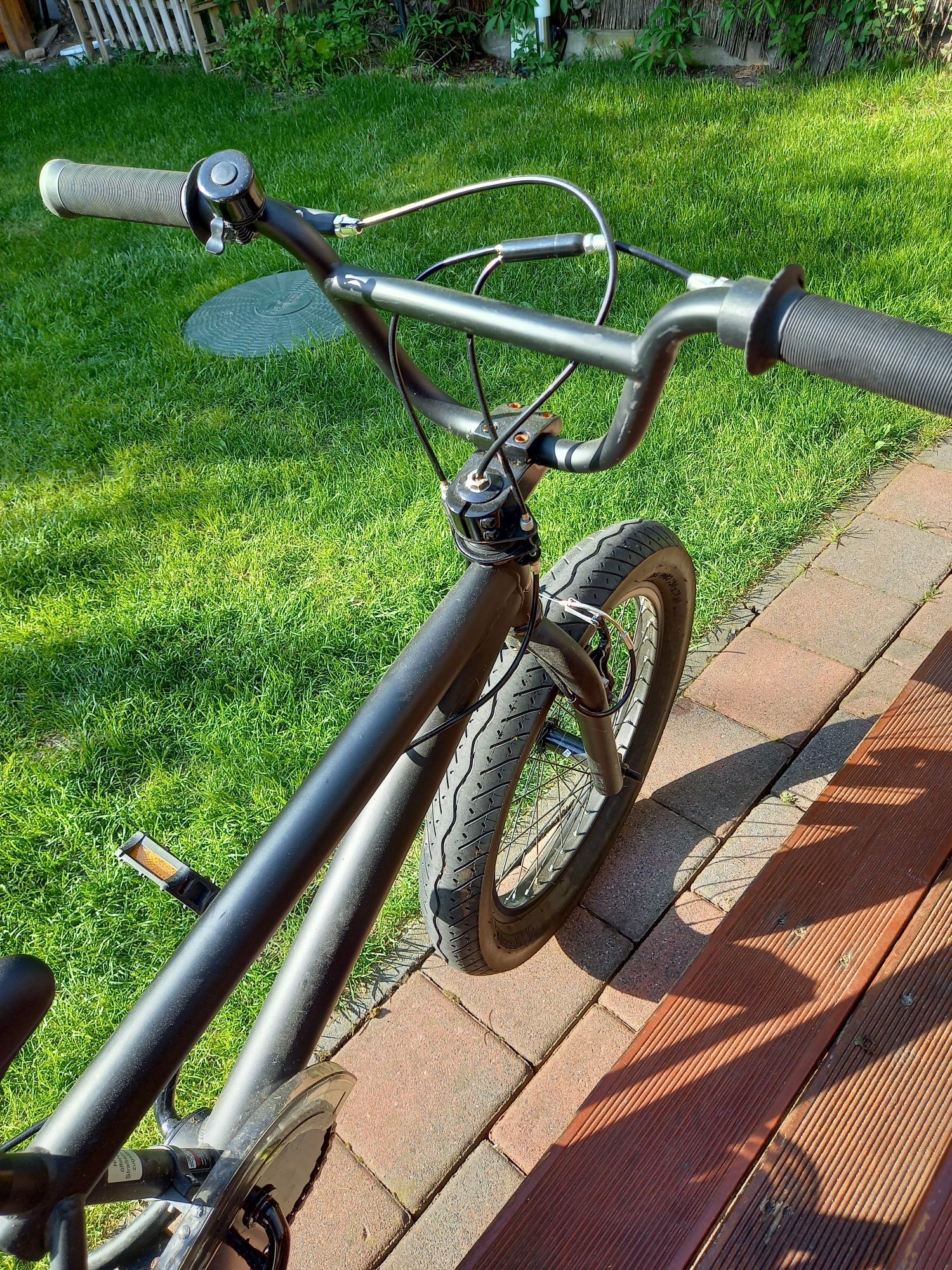 Rower typu BMX prawie nowy