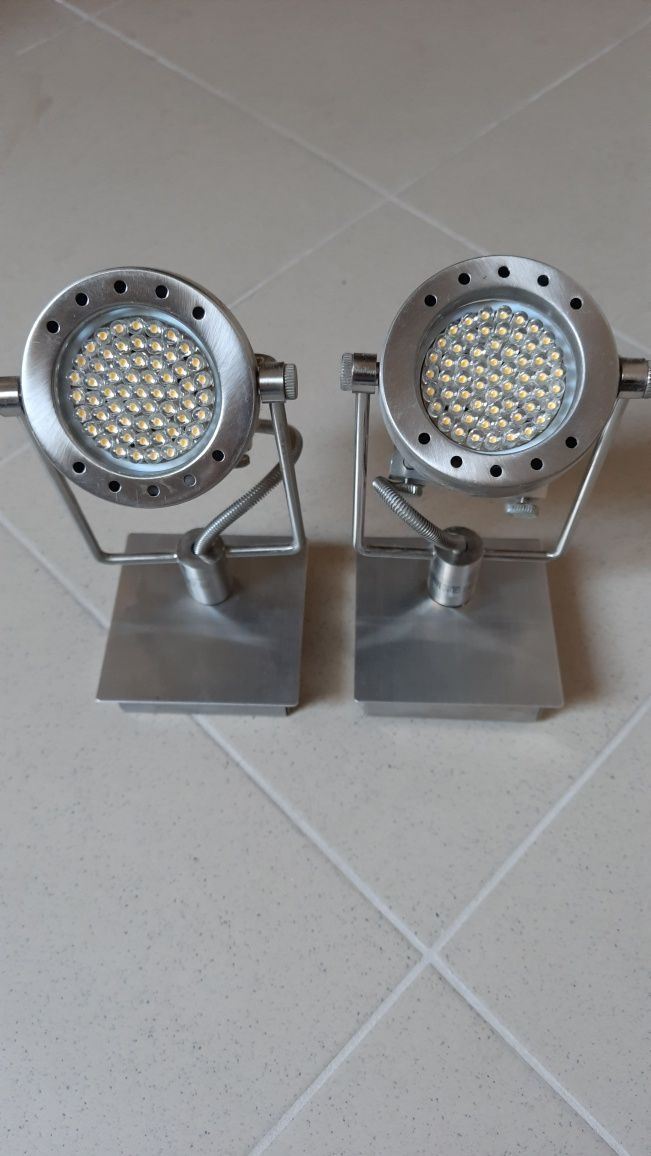 Sprzedam lampy halogenowe 2 mniejsze + 1 większa