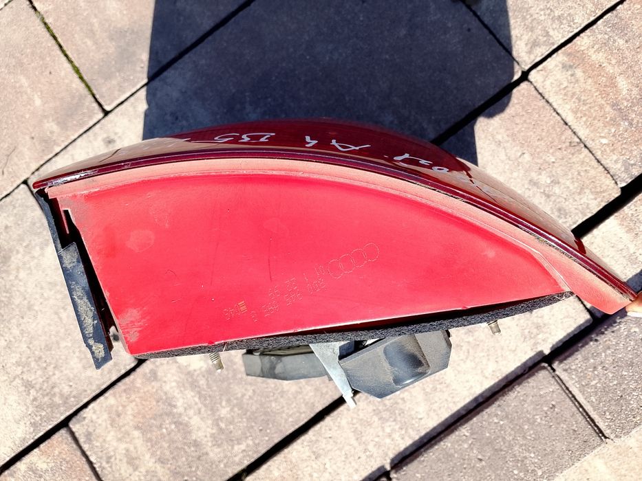 Lampa lewy tył Audi A4 B5 LIFT