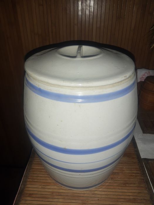 Продам бочонок керамический