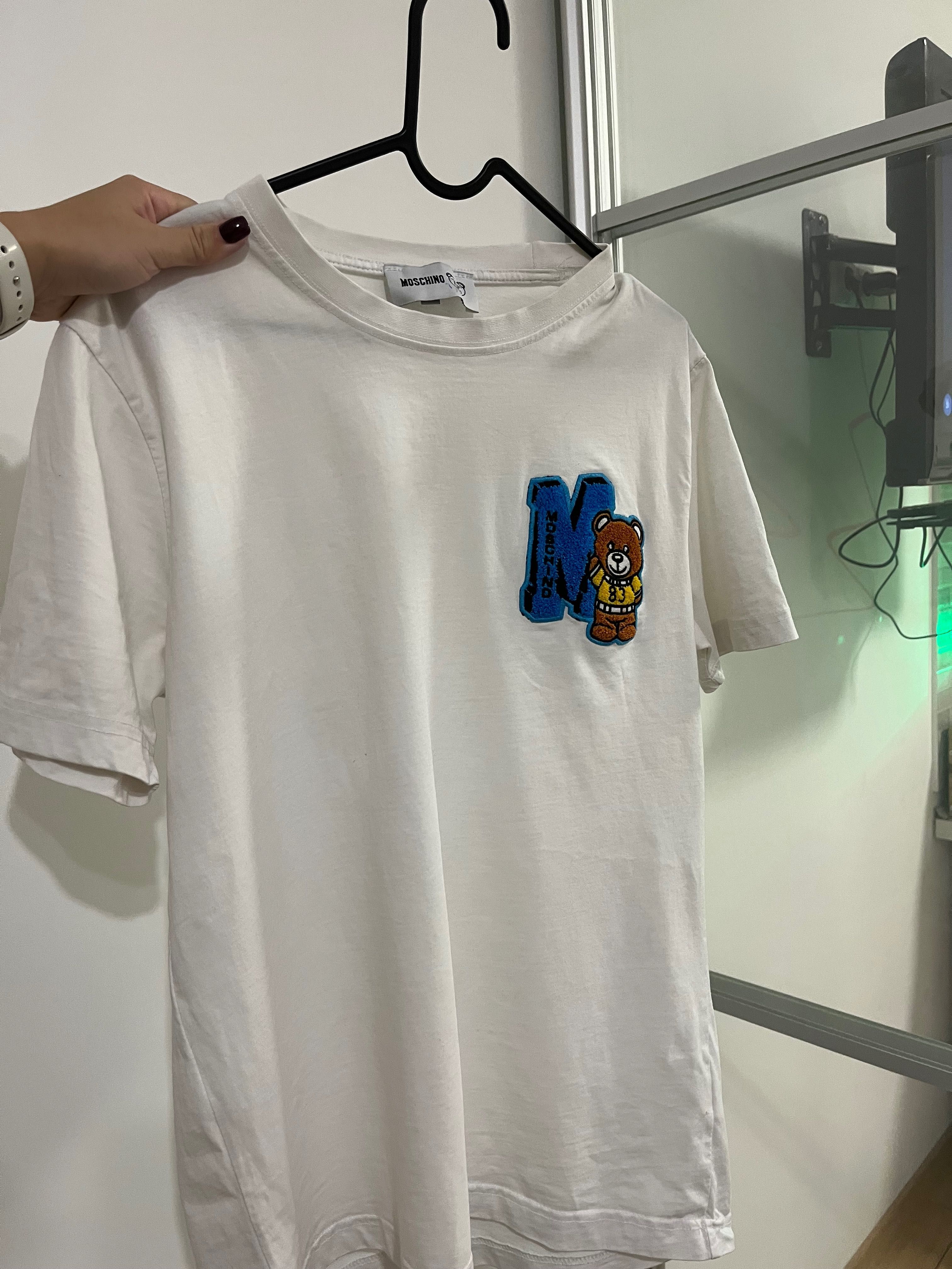 Футболка Moschino