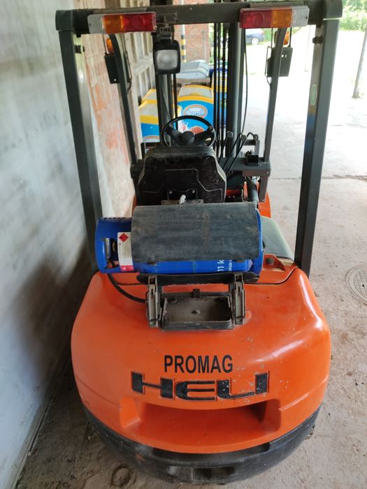 Wózek widłowy Heli