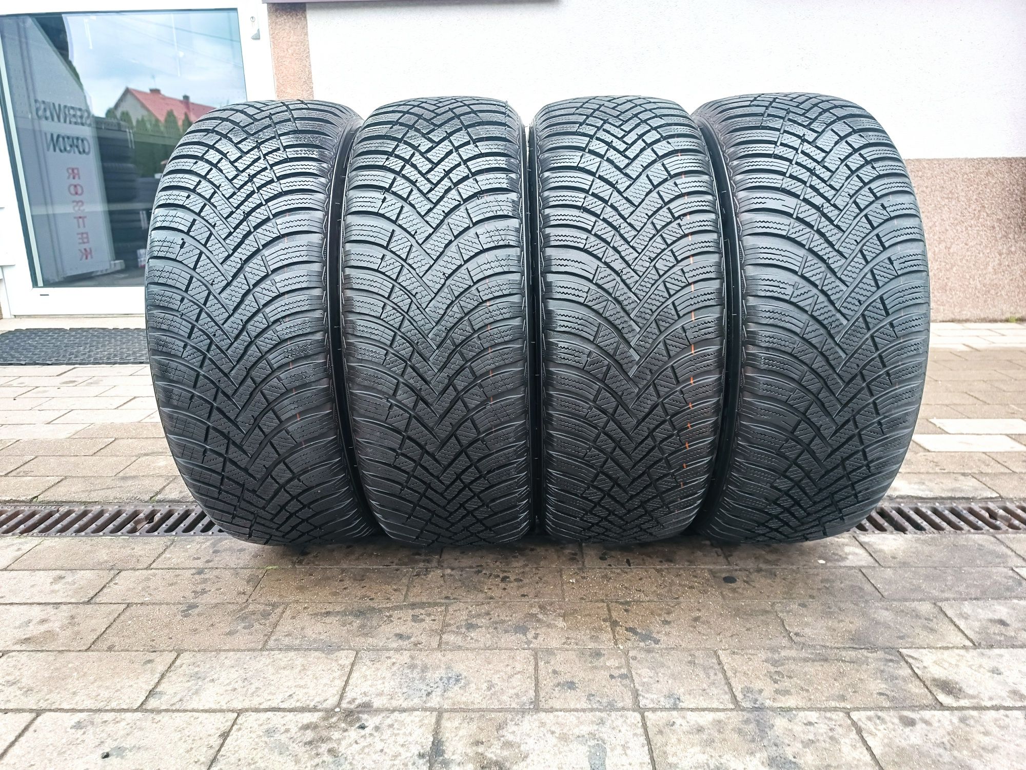 205/55R16 Hankook Winter I* Cept RS3