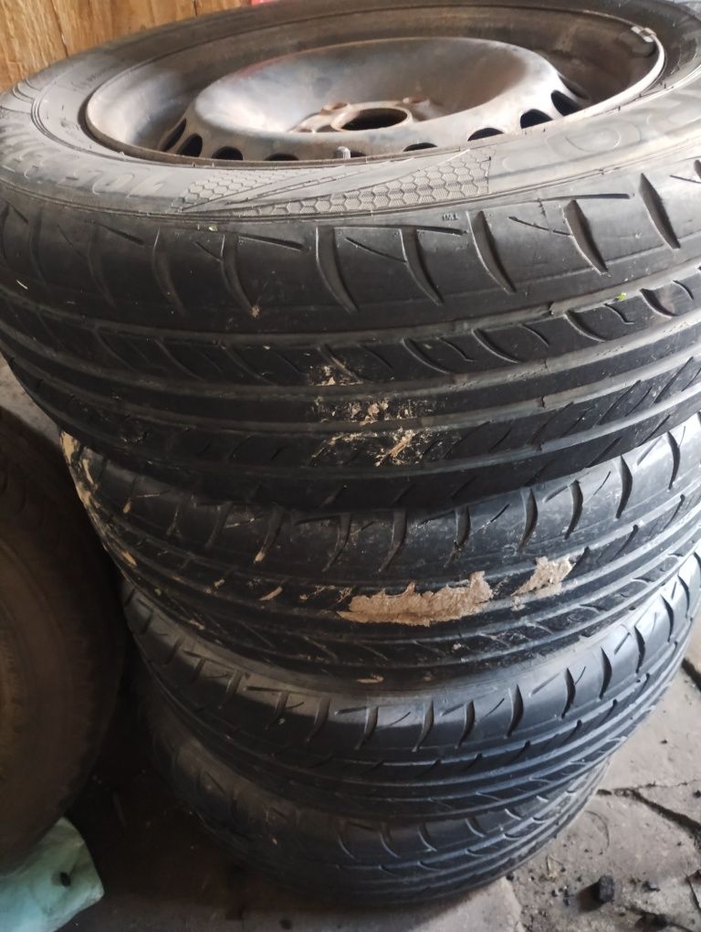 Opony z felgami r15 195/65