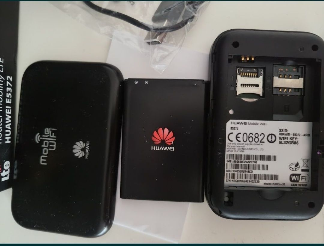Router Modem Bezprzewodowy WiFi Huawei Mobilny Na Kartę Sim LTE 4G Plu