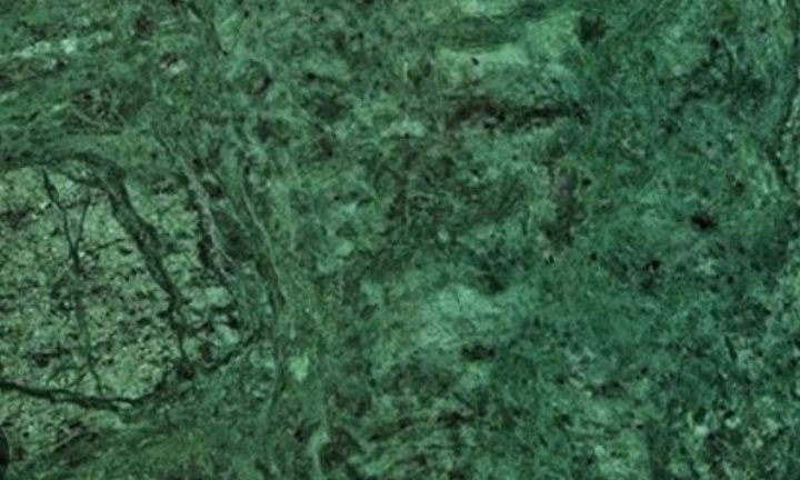 Peça de mármore verde Guatemala
