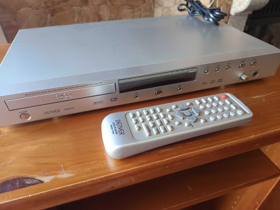 Leitor DVD marca DENVER