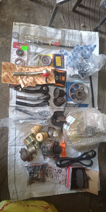 Продам запчастини ВАЗ 09,Таврія,двигун, коробка, гбо .