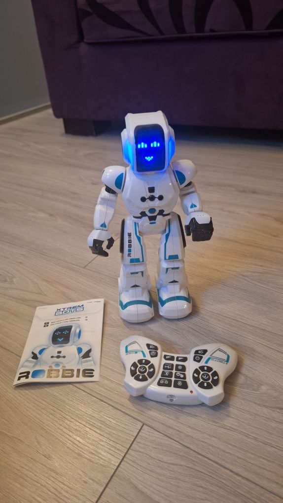 Robot Xtream Bots z pilotem