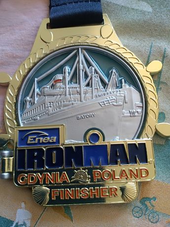 Koszulka Finiszera z medalem Iron Man