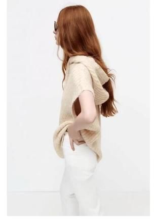 ZARA S-L Sweter bez rękawów z kapturem w kolorze ecru