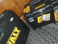 Máquinas Dewalt Novas