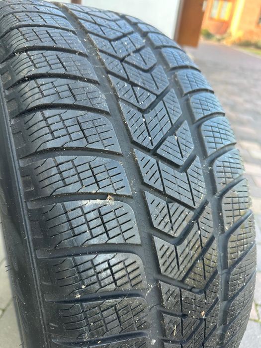 Opony zimowe z felgami BMW