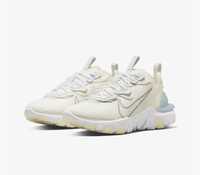 Nike React beige