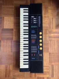 Orgao / Piano Monacor MC-3A