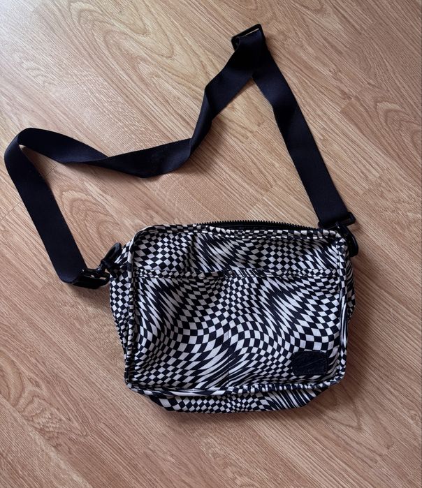 Сумка через плече Nike