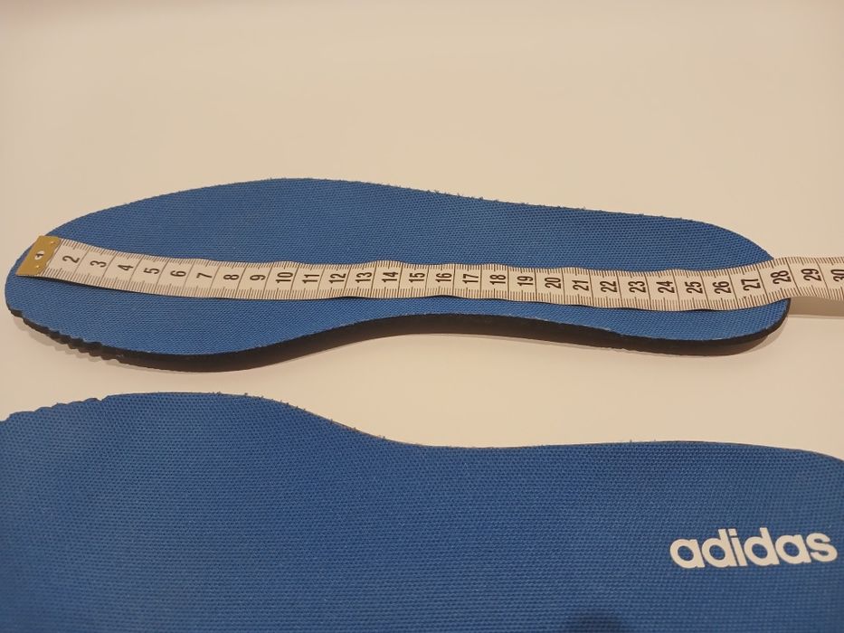 Мужские-Кроссовки-Adidas