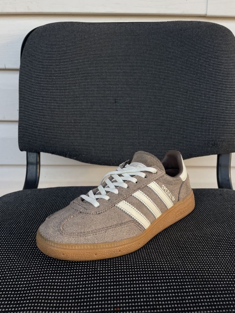 Оригінальні adidas SPEZIAL HANDBALL спешл, спеціал адідас коричневі