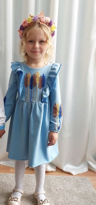 Сукня вишита дитяча