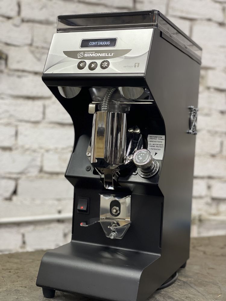 Кофемолка Nuova Simonelli Mythos One