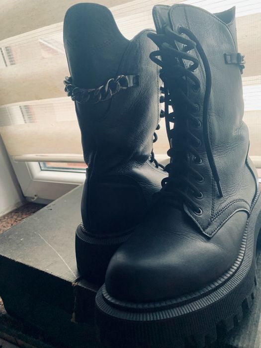 Чоботи  утеплені шкіра 38 р