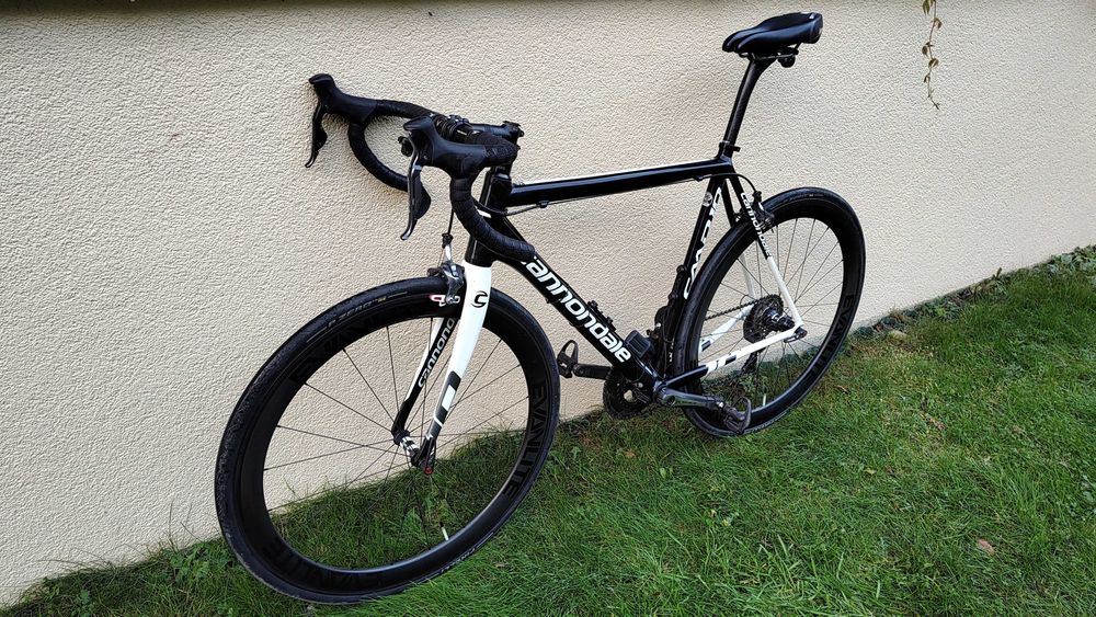 Cannodale Caad10 L 56cm 7,5kg Ultegra Di2 DuraAce Pirelli AbsolutBlack
