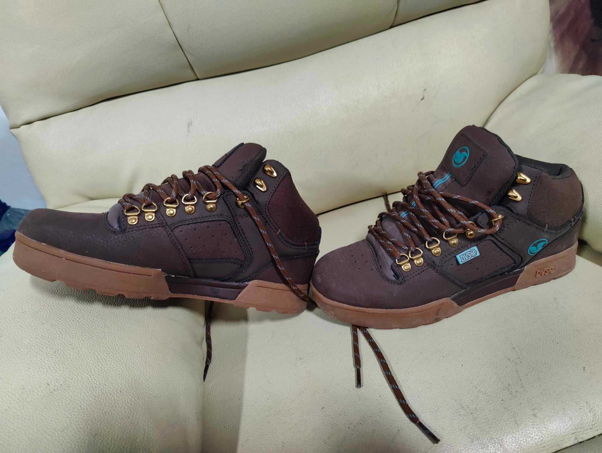 Sapatilhas bota DVS Militia n.º 42 castanhas novas