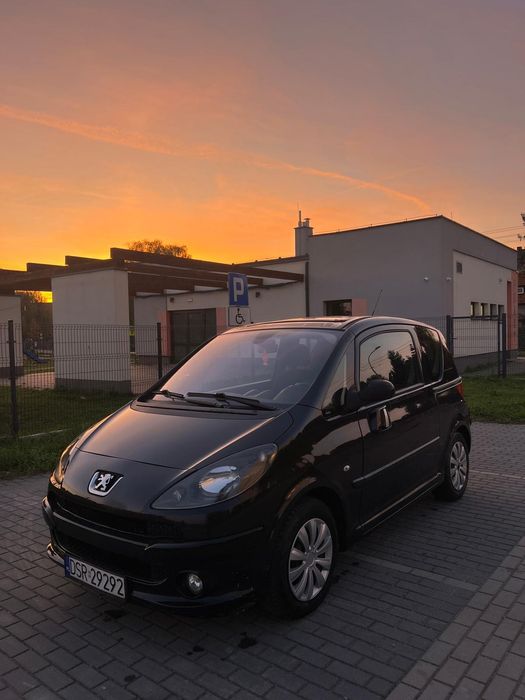 Peugeot 1007 /Automat/1.6 Benzyna/2005r/Klima/Panorama/PDC/Zamiana