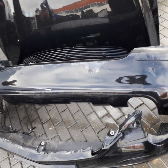 Mala para choques capot Mercedes R320