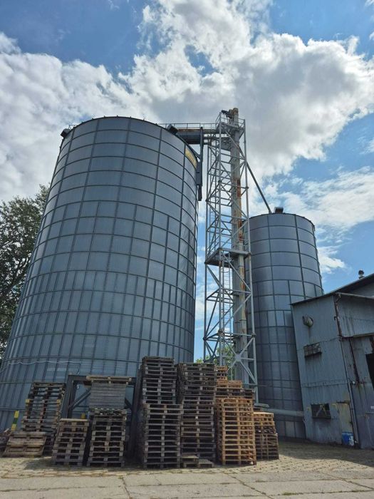 Silosy zbożowe płaskodenne. Typu Araj.