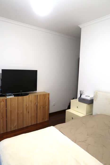 Alugo T2 com Garagem Box - Mobilado - Valongo