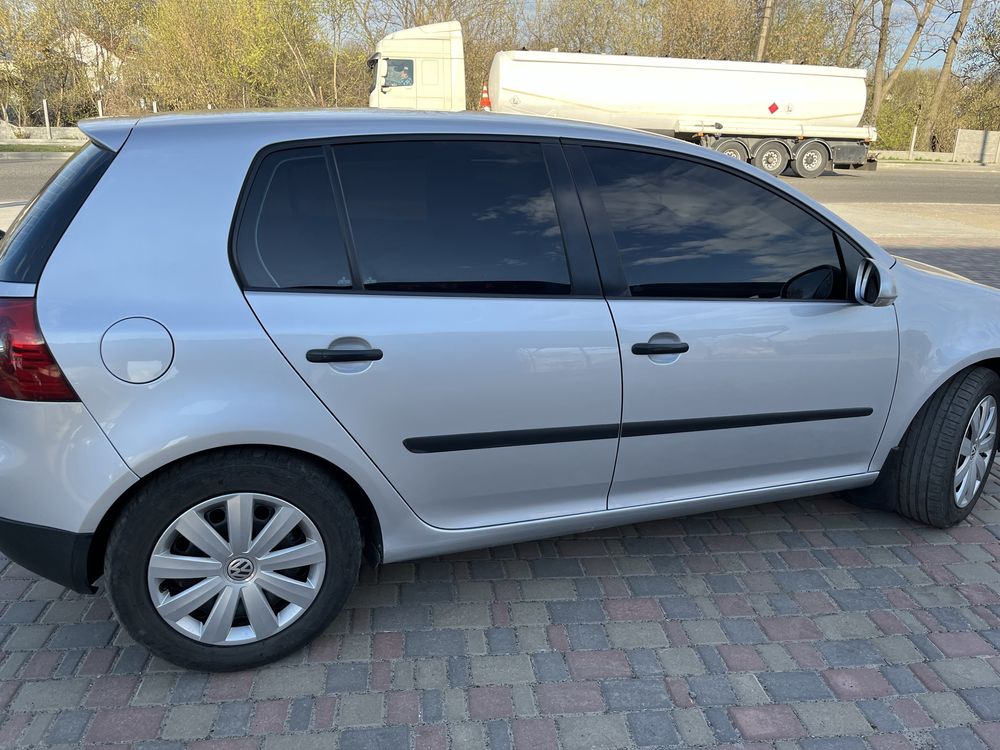 Продам Golf 5