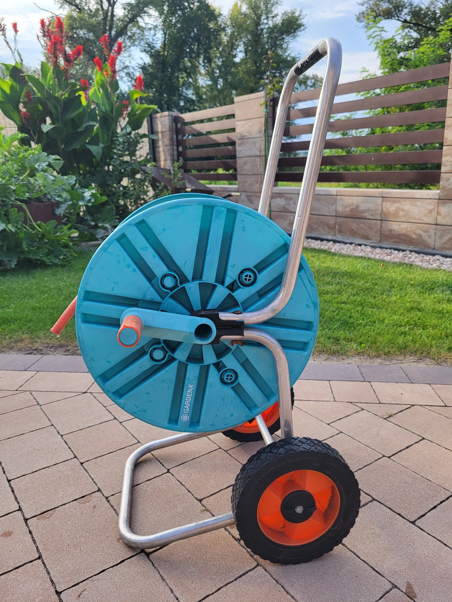 Zwijacz wózek Gardena z wężem 30m
