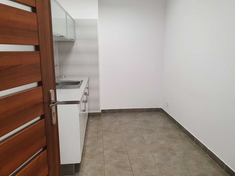Wynajmę lokal biurowy 159m2 Modlińska 61