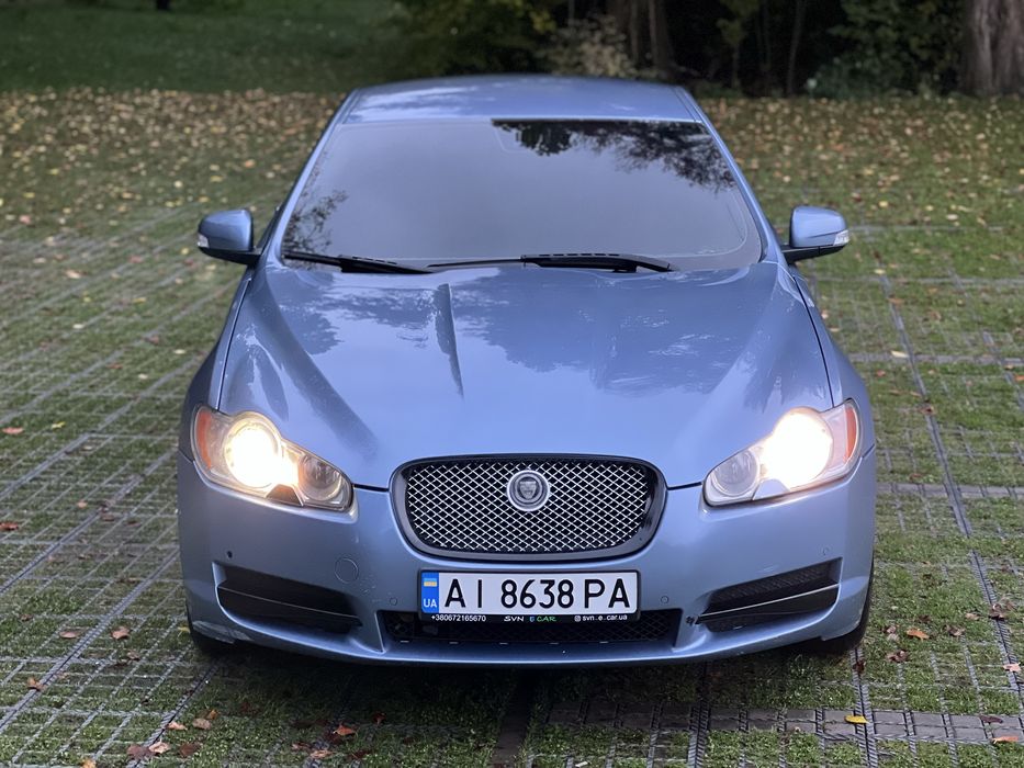 Jaguar Xf 2008 року