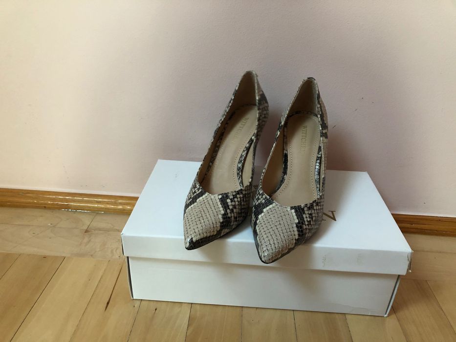 Nowe szpilki witchen rozmiar 35