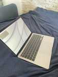 MacBook Air 13" 2020 (i3/8GB/256GB) Zadbany, Pudełko