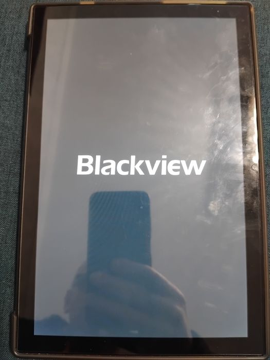 Пропоную планшет Blackview Tad8