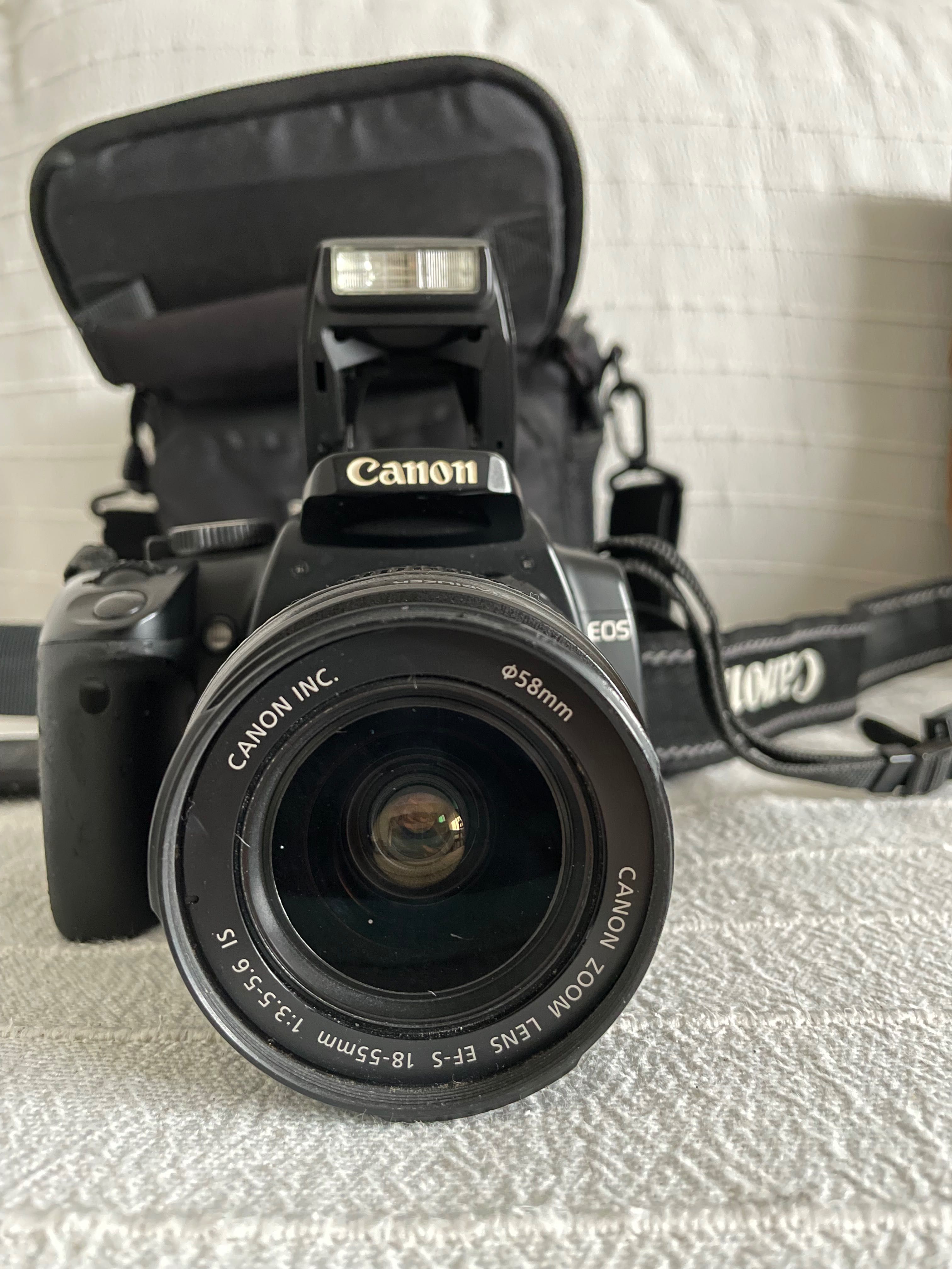 Máquina Fotográfica Cânon 400D bom estado e pouco usada