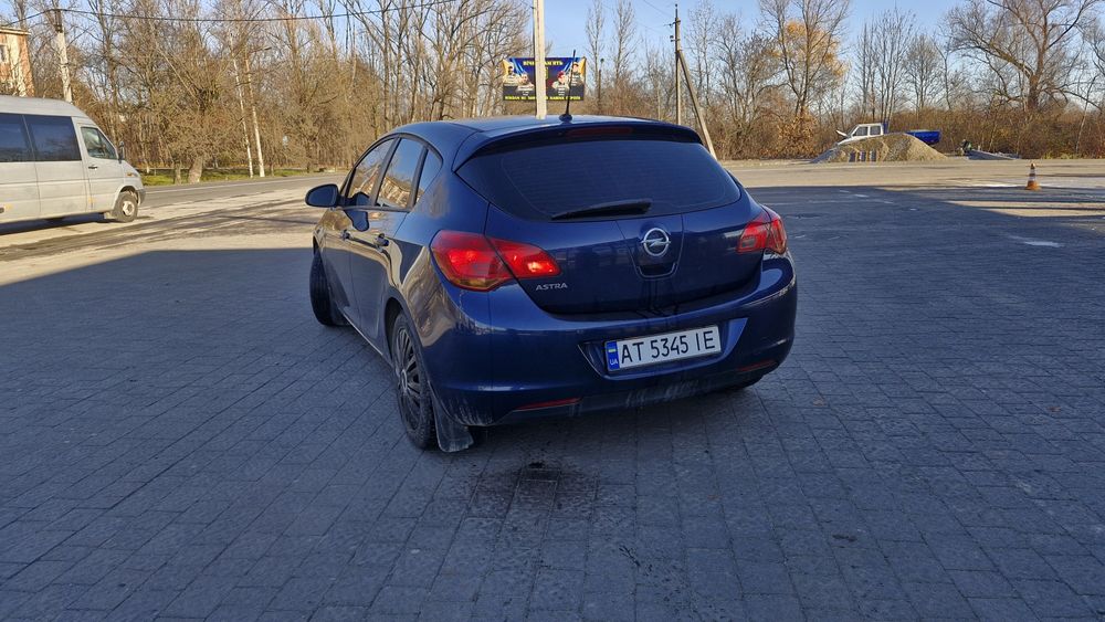 Opel Astra J 1.6 2010