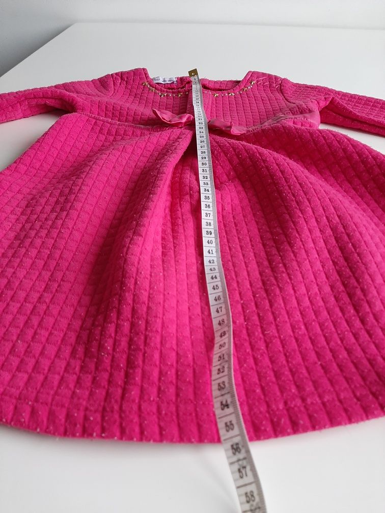 Sukienki dla dziewczynki  110 I 116 plus kurtka zimowa Smyk gratis