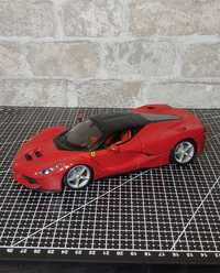 Model burago Ferrari Laferrari  1:24