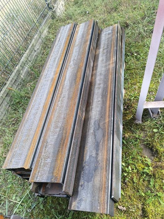 Ceownik hutniczy UPE 200
