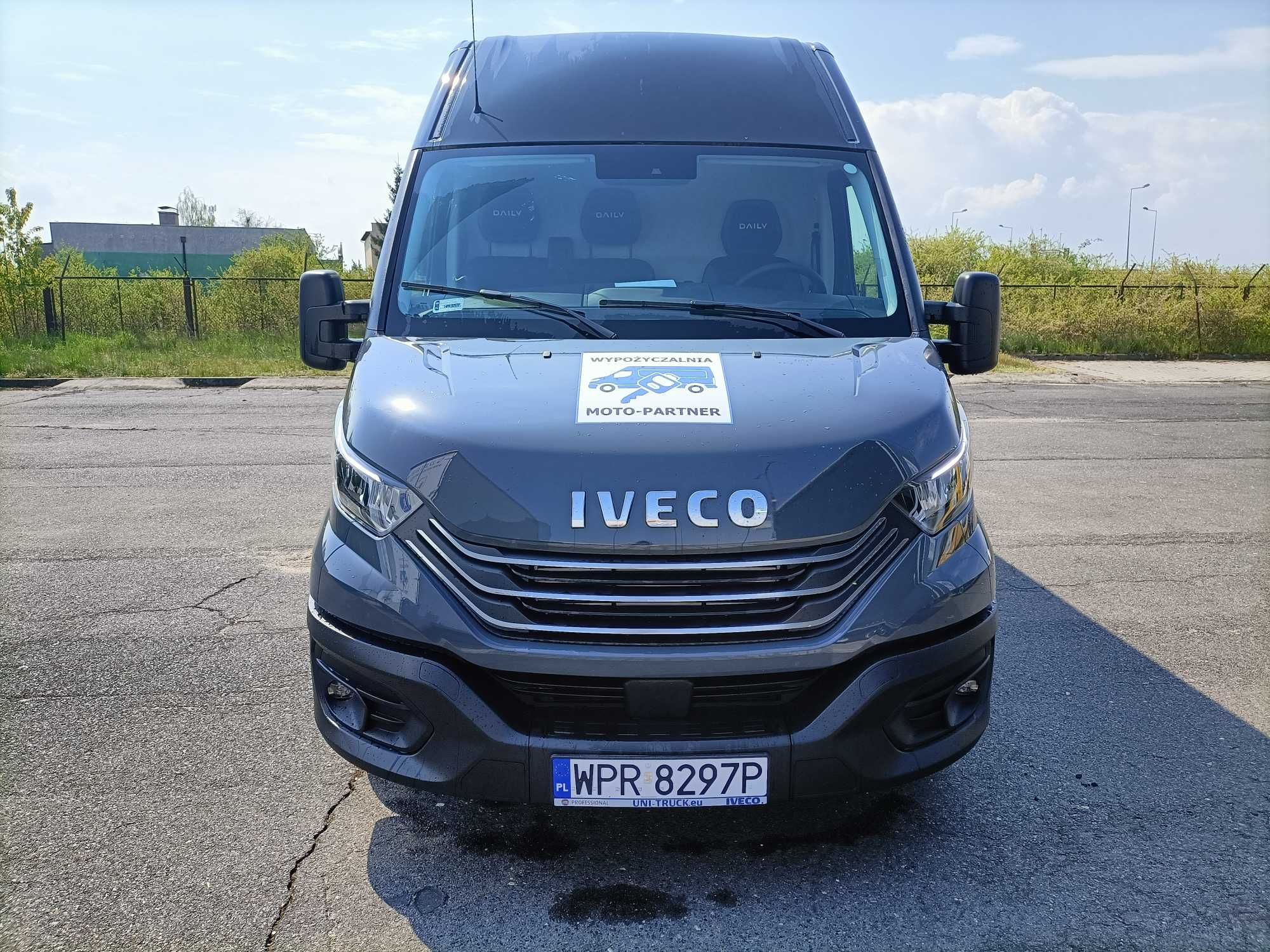 Wynajem Iveco Daily 16-18m3 blaszak/dostawczy 6 palet/ furgon/ POZNAŃ