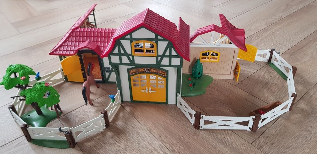 6926 playmobil country duża stadnina